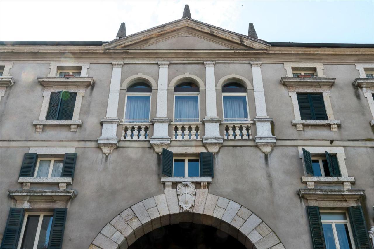 Domus Nova Palace - Italian Homing Verona Exteriér fotografie